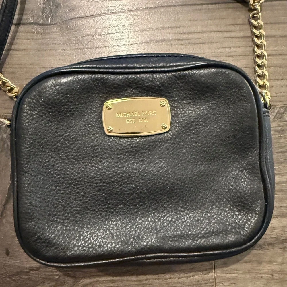 Michael Kors Black Pebbled Leather Crossbody‎ Camera Bag Gold Chain Strap